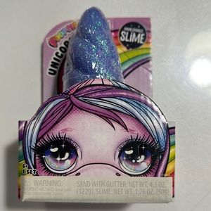 Poopsie Unicorn Crush Sparkle Slime sand with glitter
